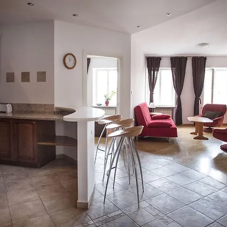 Rynek Old Town Apartment *